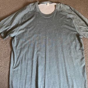 Men’s lululemon shirt